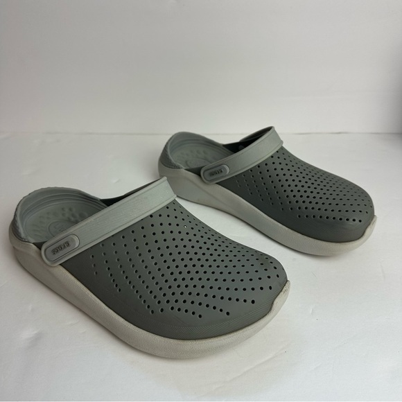 Crocs Lite Ride Clogs Women's Size 8 or Men's 6 Grey Gray Lightweight Slip-On - Picture 1 of 10